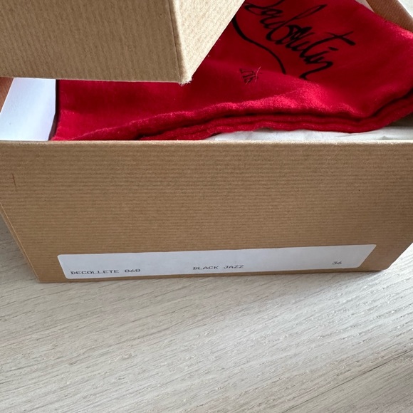 Christian Louboutin Décolleté 868 - Picture 7 of 7